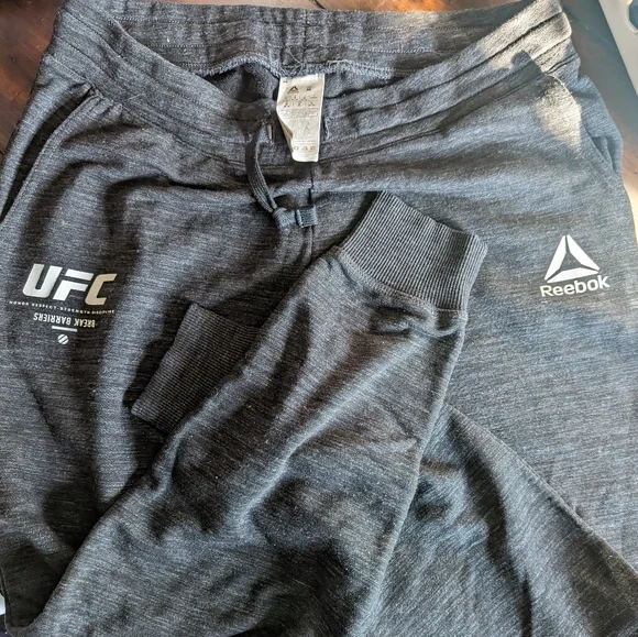 UFC Reebok Drawstring Sweatpants - Picture 4 of 4